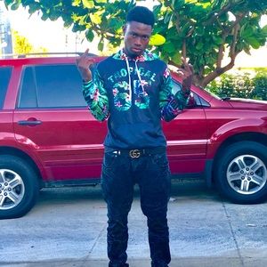 Meet your Posher, Kevin